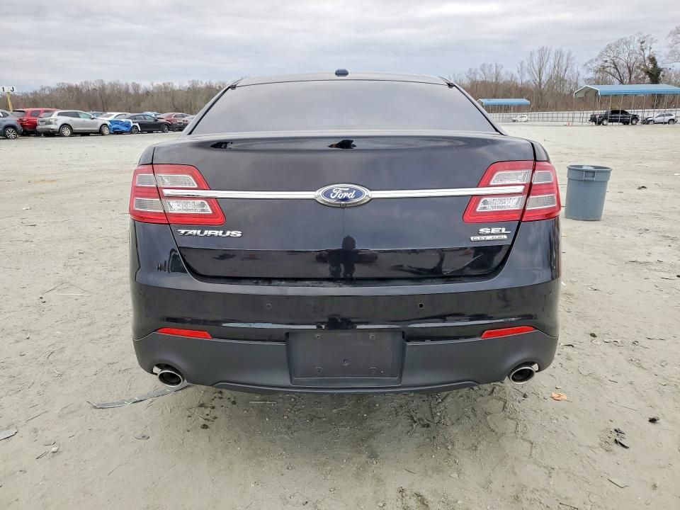 2016 Ford Taurus sel