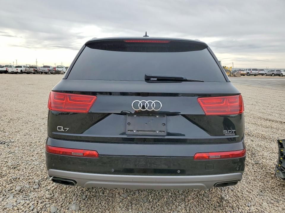2017 Audi Q7 Premium Plus