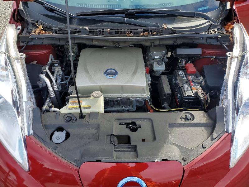 2015 Nissan Leaf sv