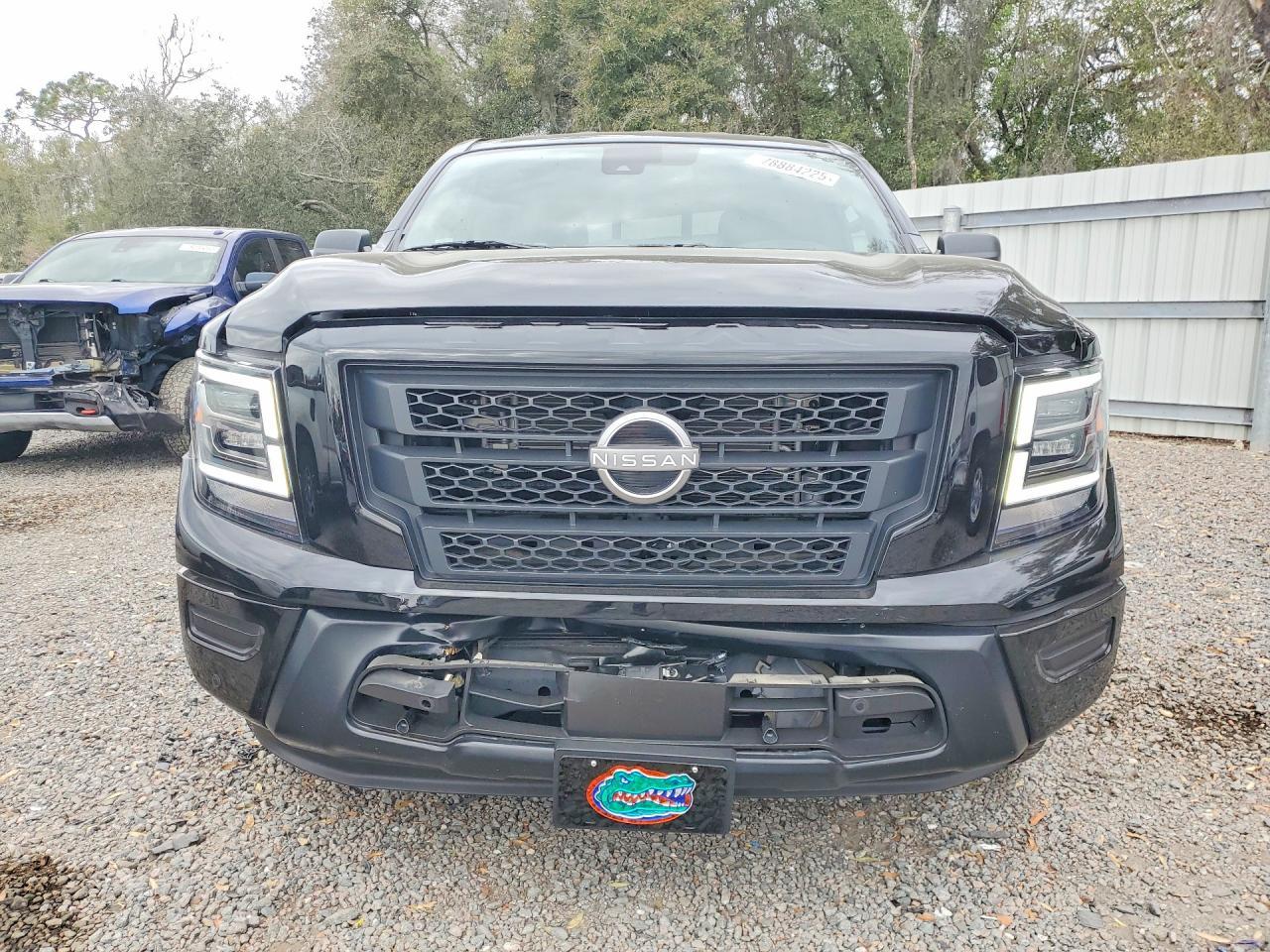 2024 Nissan Titan SV