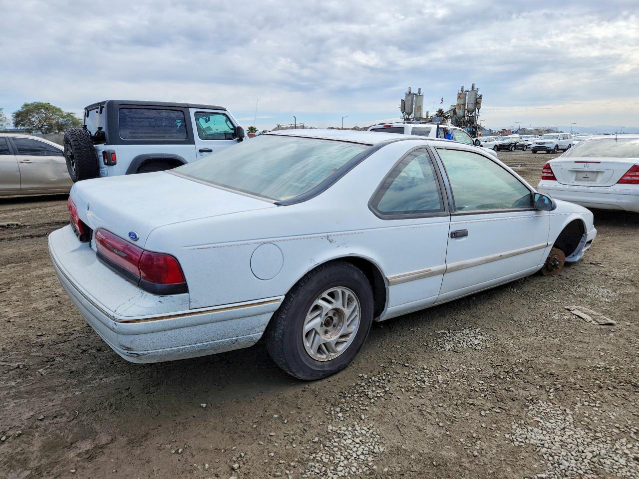 2005 Ford Thunderbird