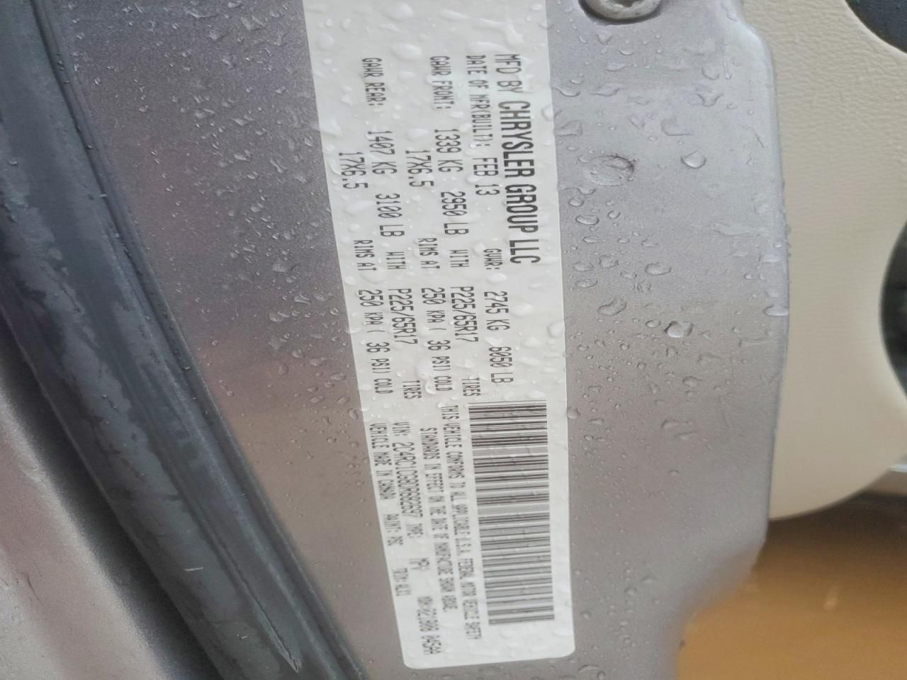 2013 Chrysler Town & Country Touring l