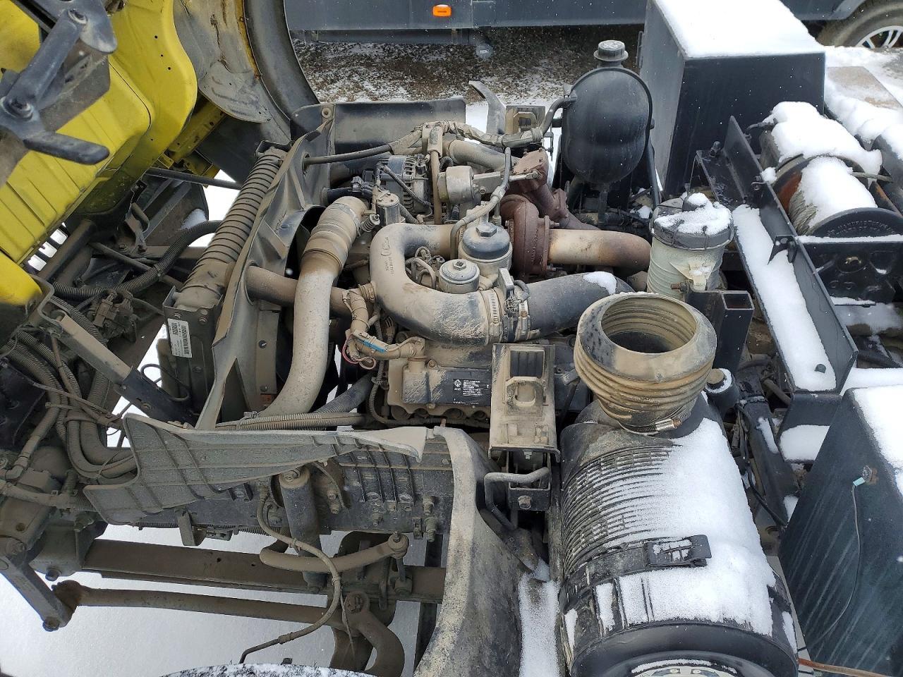 2008 International CF 600