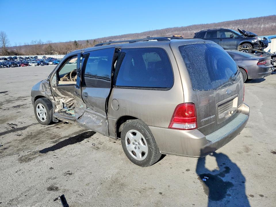 2005 Ford Freestar se