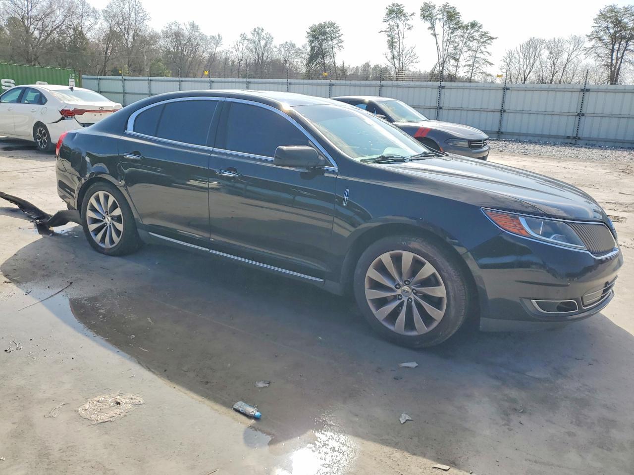 2016 Lincoln MKS