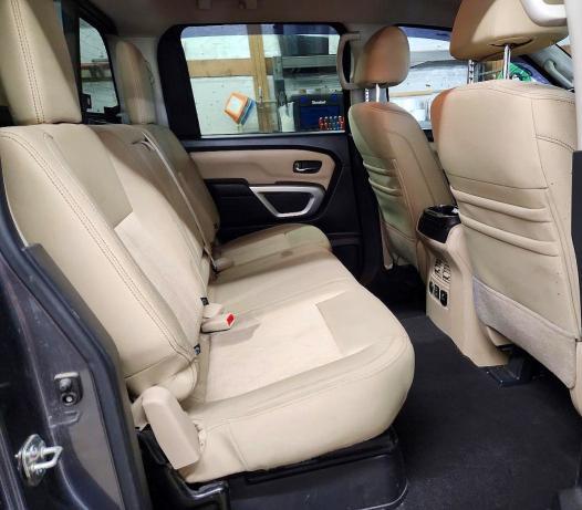 2019 Nissan Titan SV