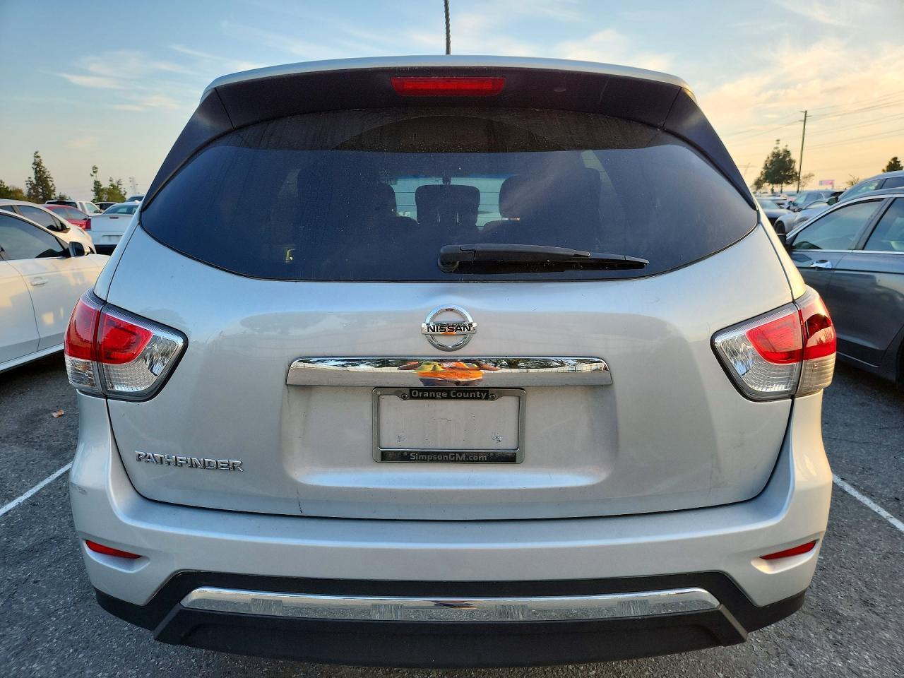 2015 Nissan Pathfinder s