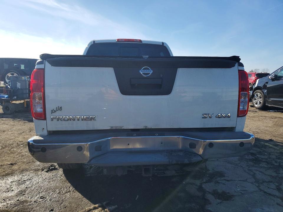 2015 Nissan Frontier sv