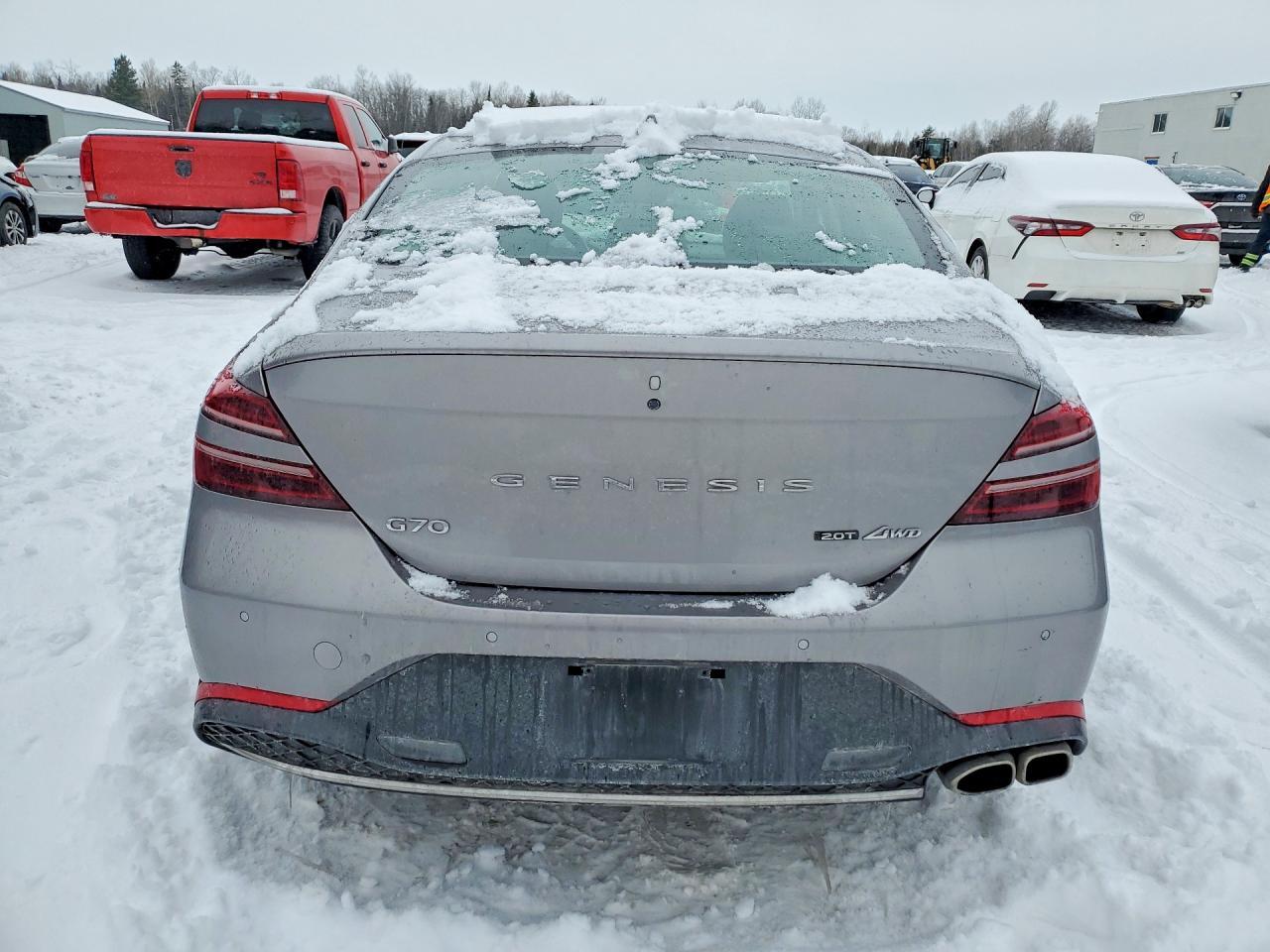 2023 Genesis G70 Base