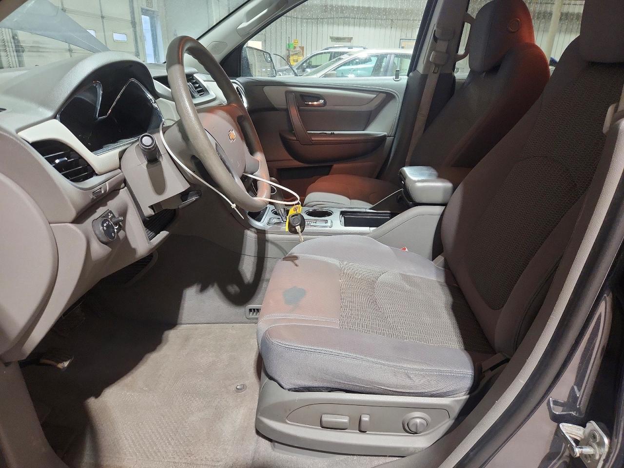 2013 Chevrolet Traverse ls