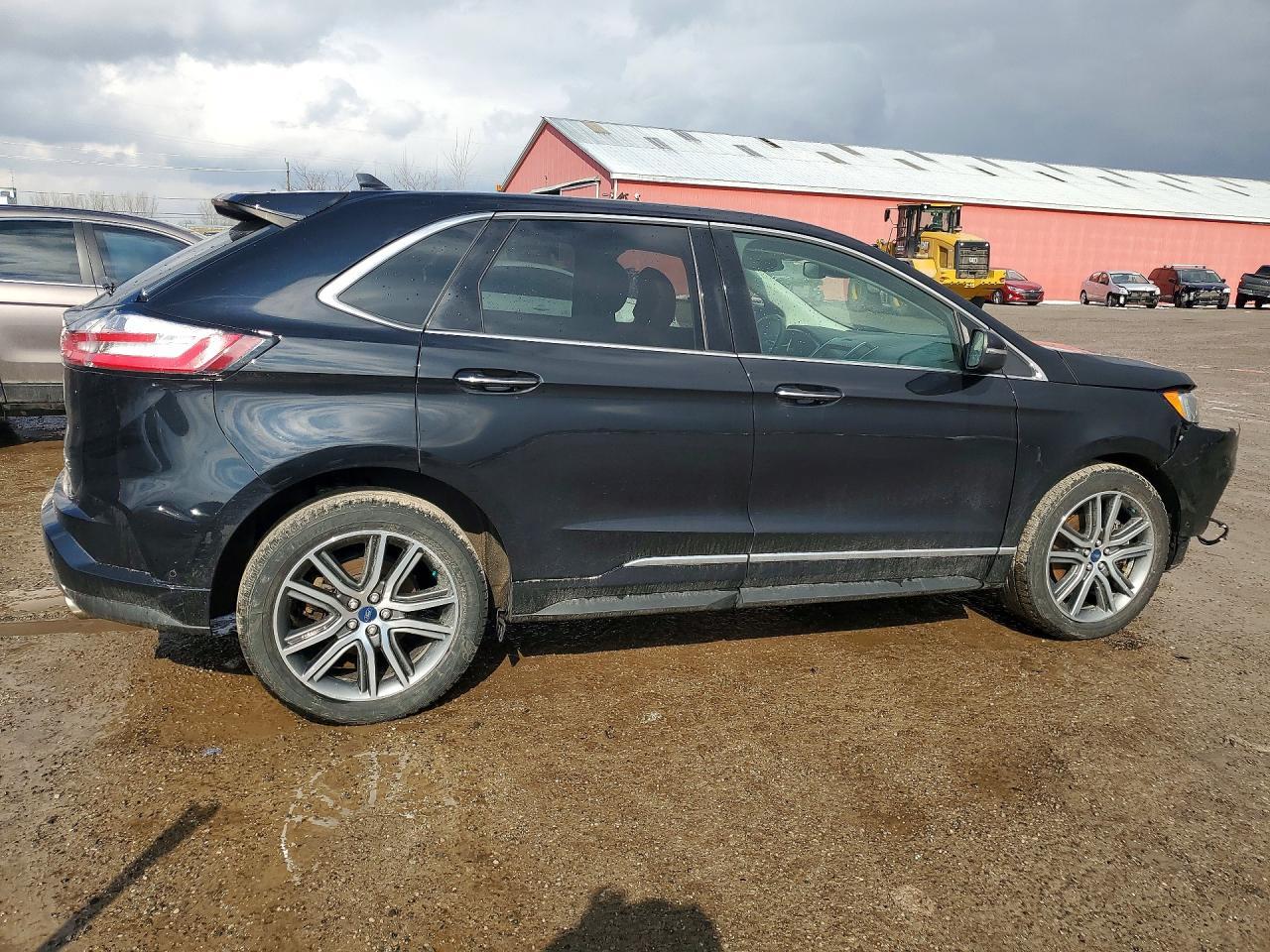 2019 Ford Edge Titanium
