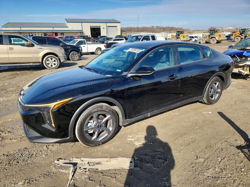 2025 KIA K4 lx
