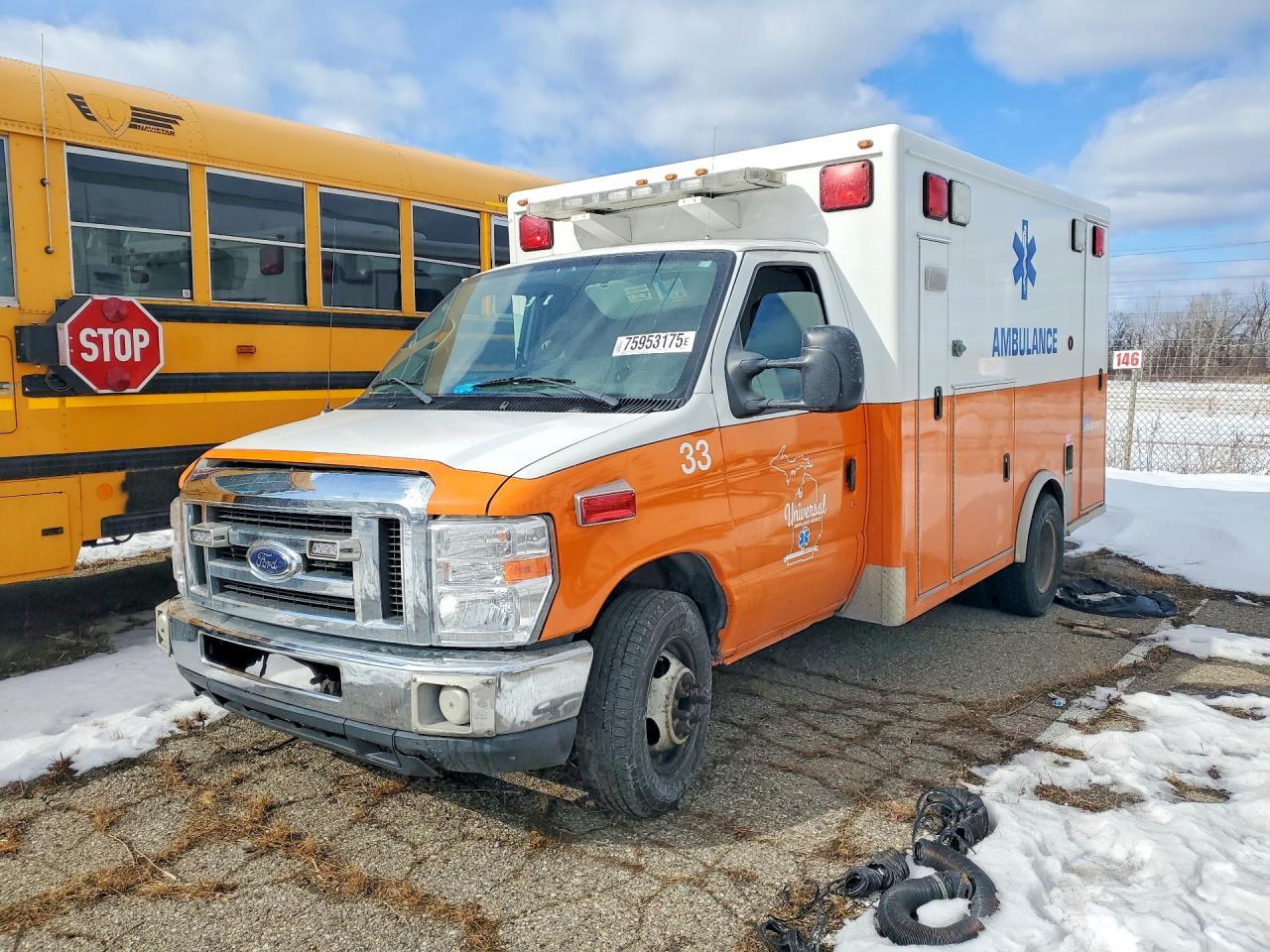 2011 Ford E350 Ambulance