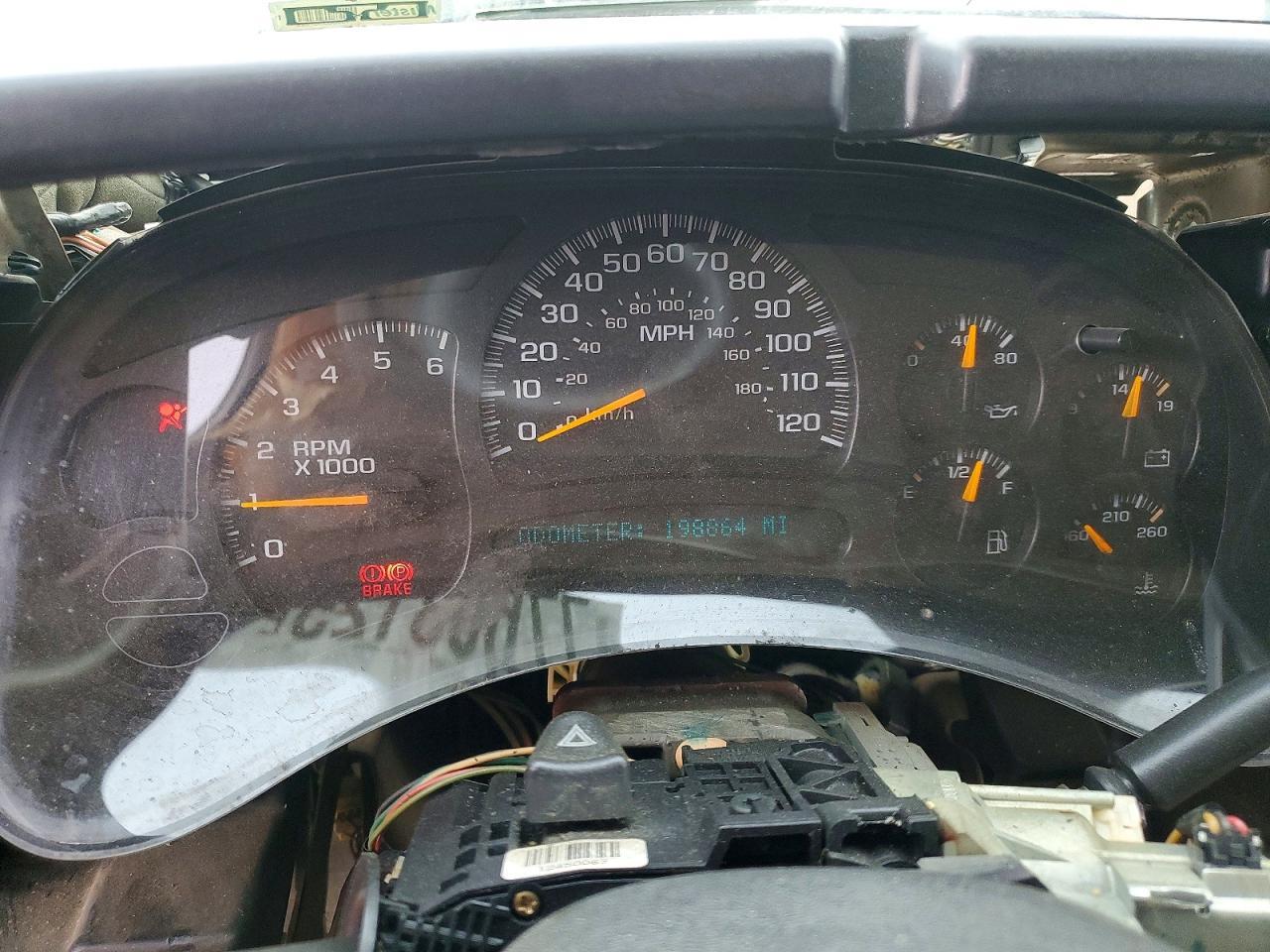 2004 Chevrolet Tahoe C1500