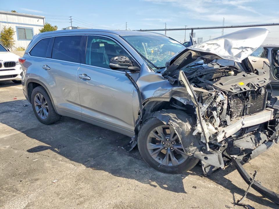 2016 Toyota Highlander xle