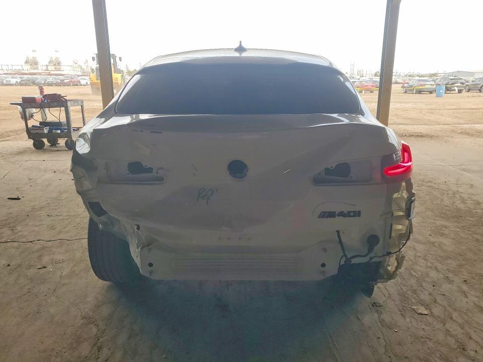 2022 BMW X4 M40i