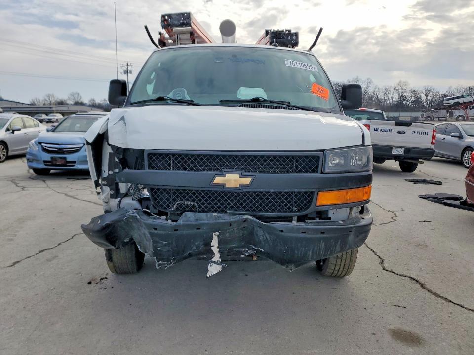 2022 Chevrolet Express G2500
