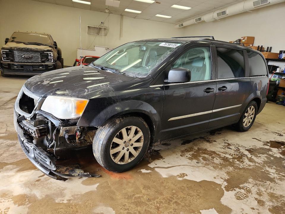 2013 Chrysler Town & Country Touring
