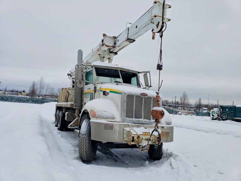 2008 Peterbilt Tractor 2008 Peterbilt 340 Crane Truck