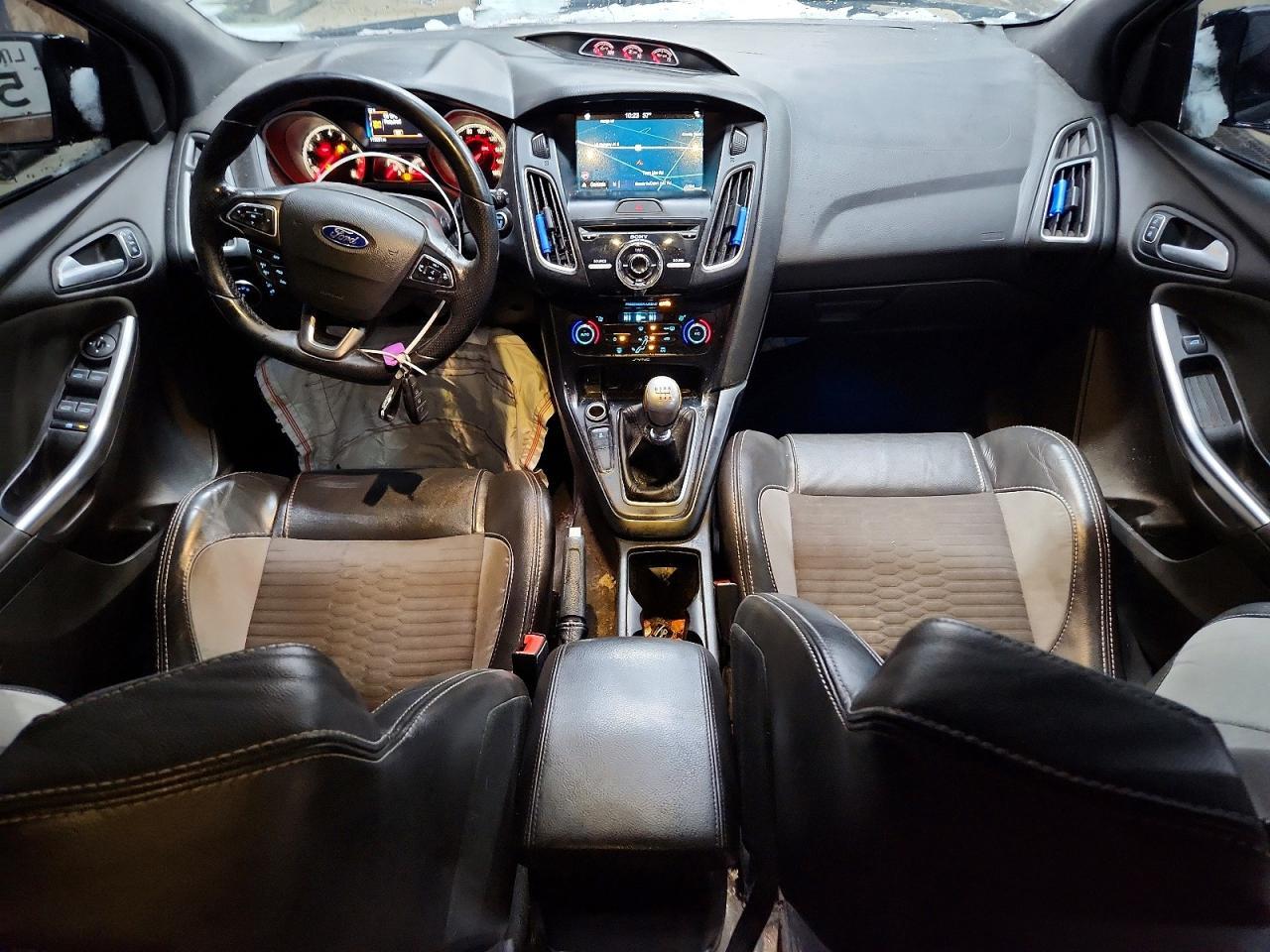 2016 Ford Focus st