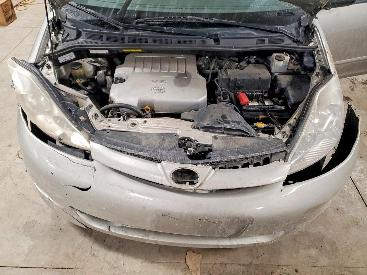 2009 Toyota Sienna ce