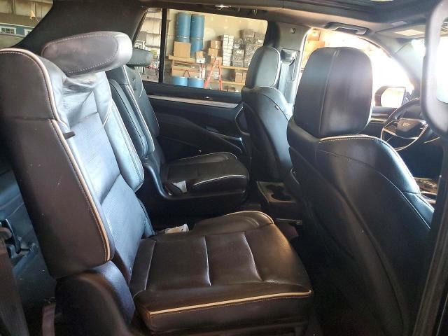 2025 Cadillac Escalade Platinum Luxury