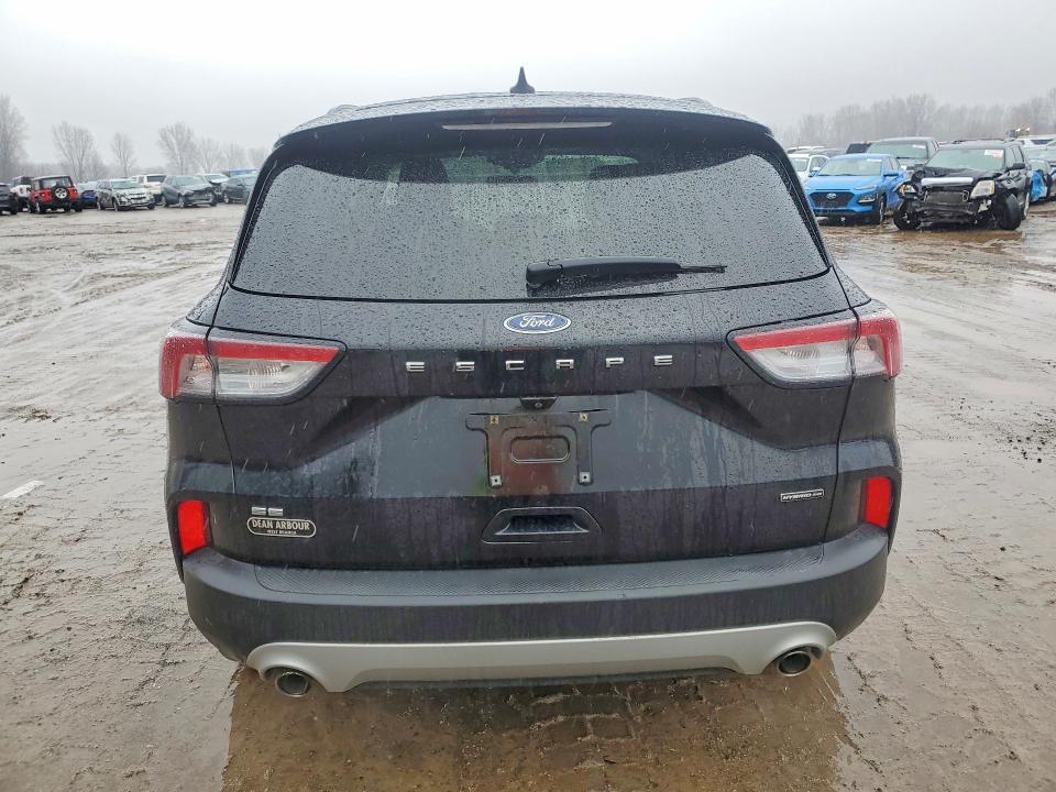 2020 Ford Escape se Sport
