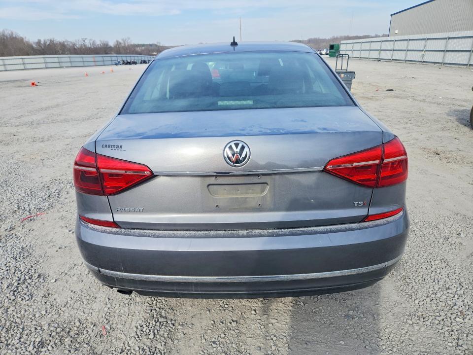 2016 Volkswagen Passat s