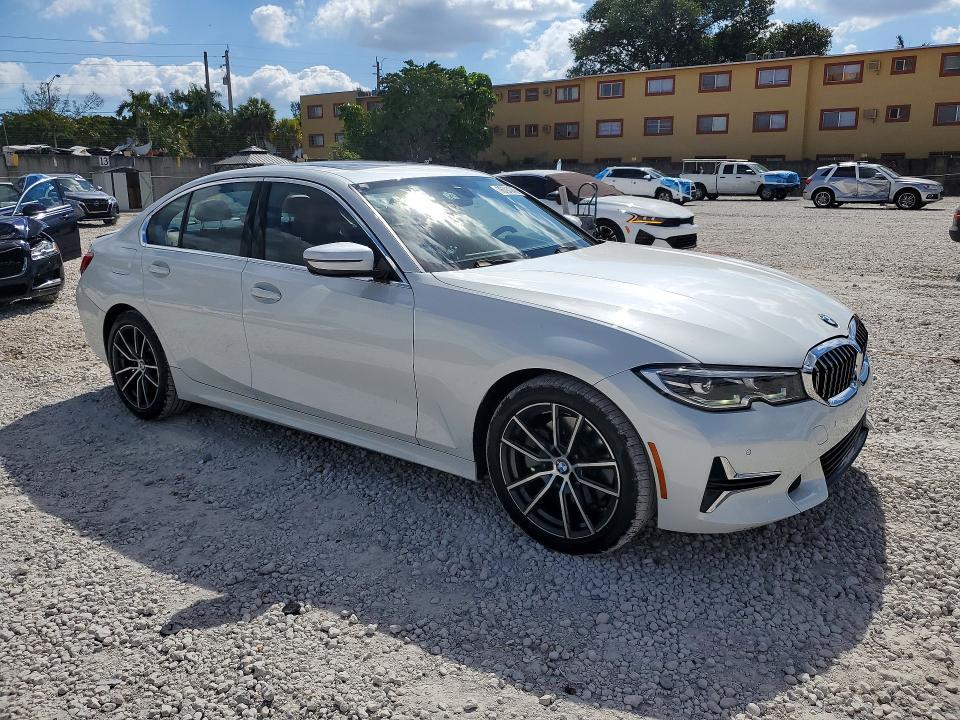 2020 BMW 330i