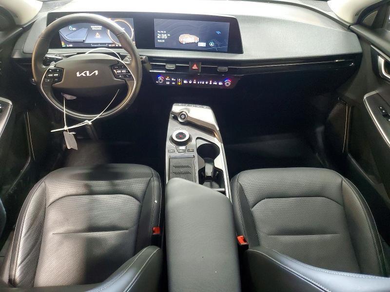 2022 KIA EV6 Wind