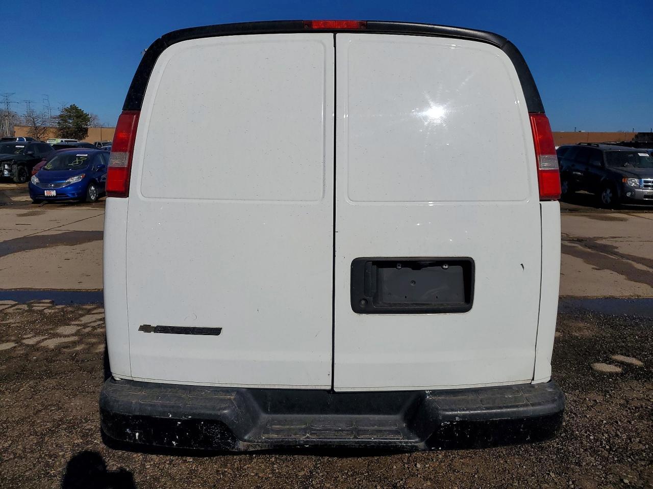 2017 Chevrolet Express G2500