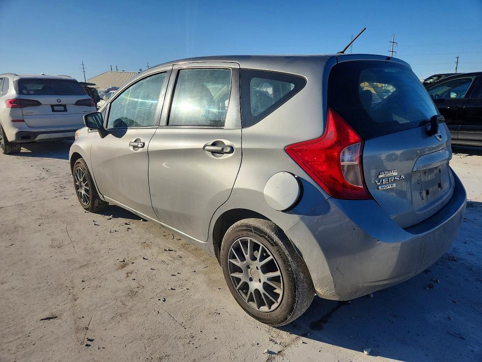 2015 Niss Versa Note sv