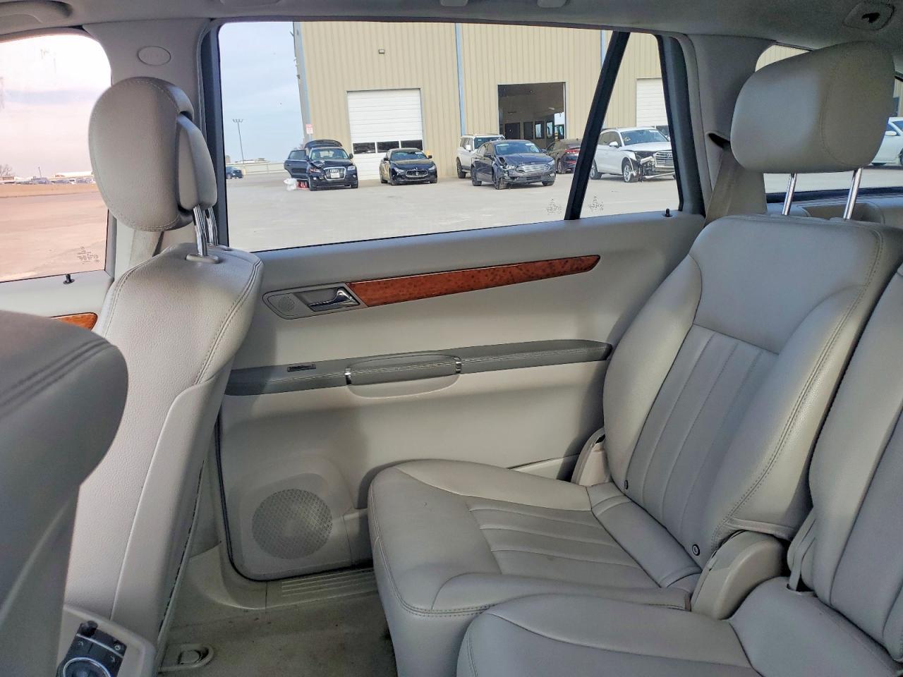 2008 Mercedes-Benz R 350
