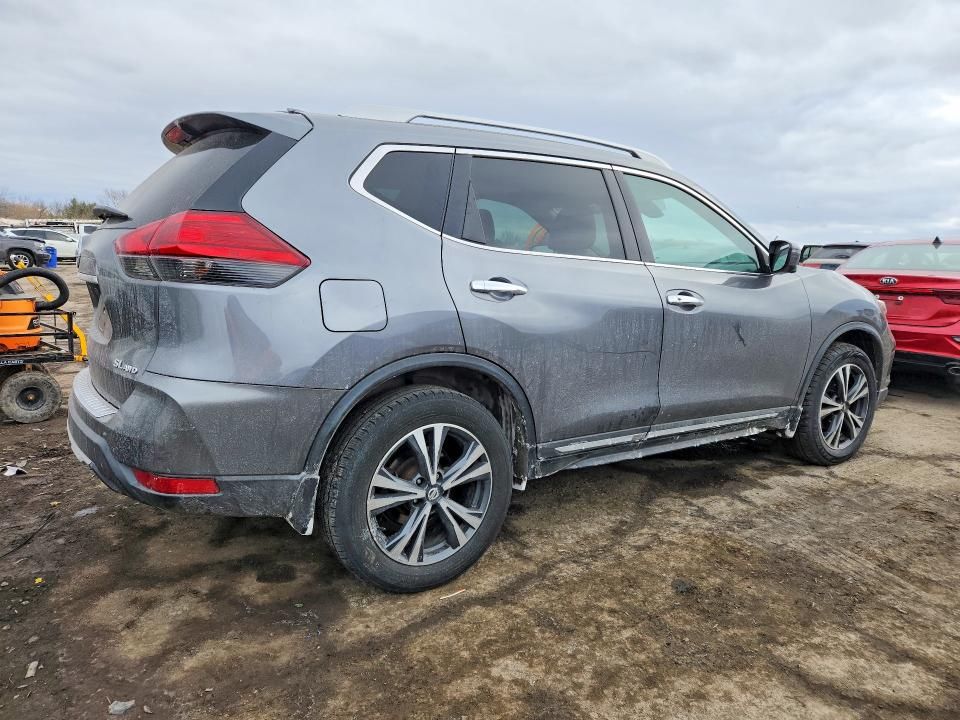 2017 Nissan Rogue sv