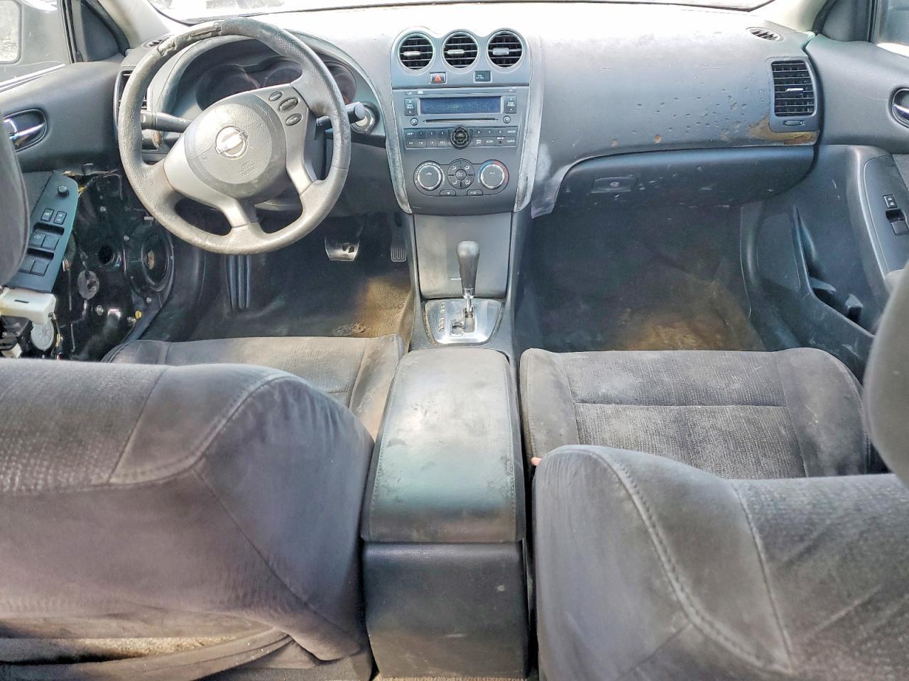 2010 Nissan Altima Base
