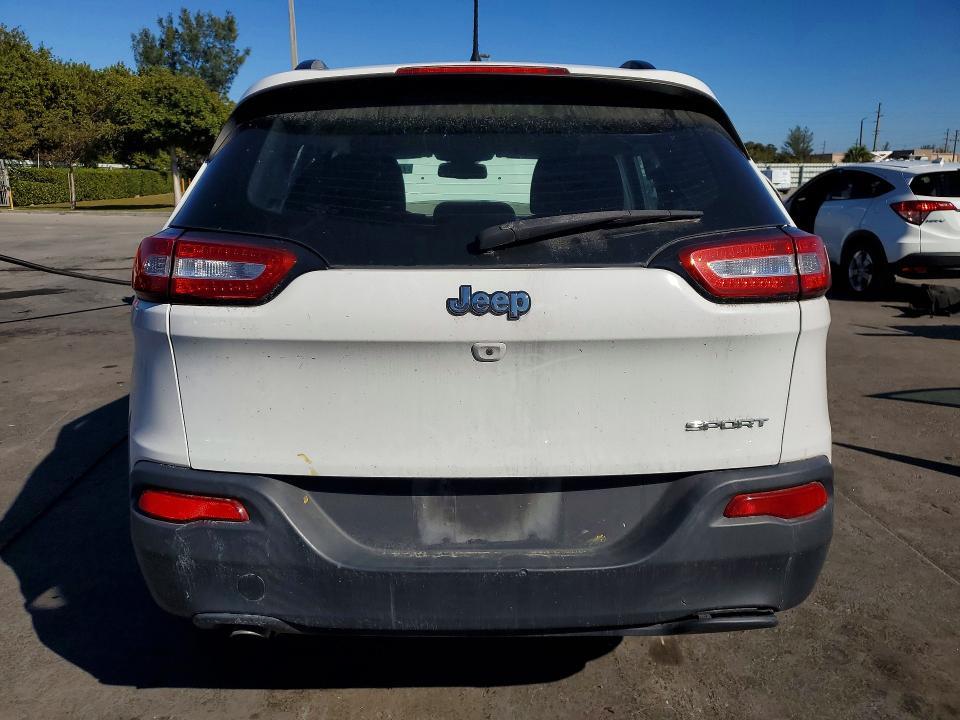 2016 Jeep Cherokee Sport