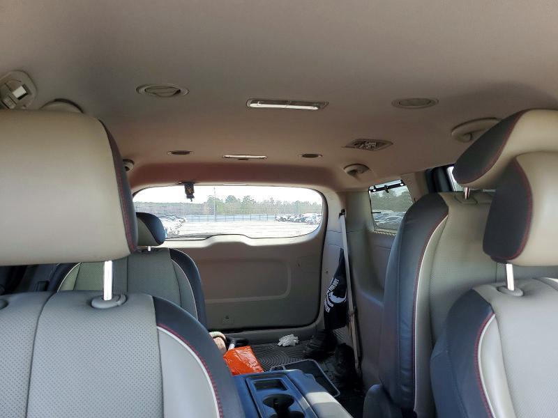 2017 KIA Sedona ex