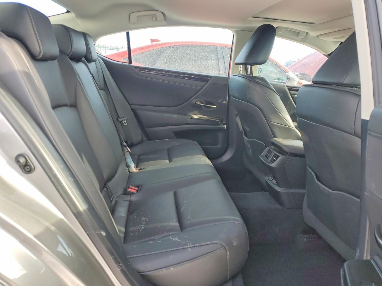 2021 Lexus Es 250