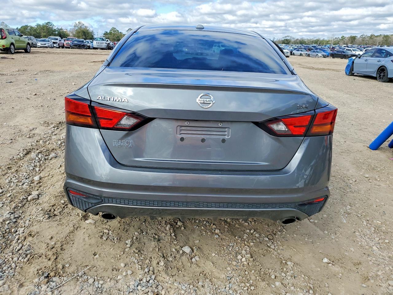 2019 Nissan Altima sr