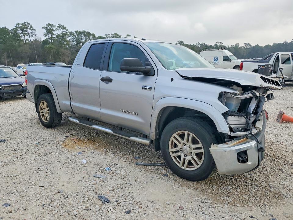 2015 Toyota Tundra SR5