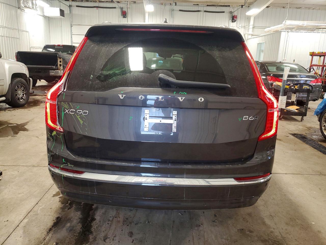2023 Volvo Xc90 Plus