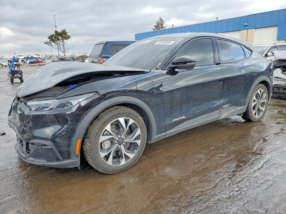 2025 Ford Mustang Mach-e Select