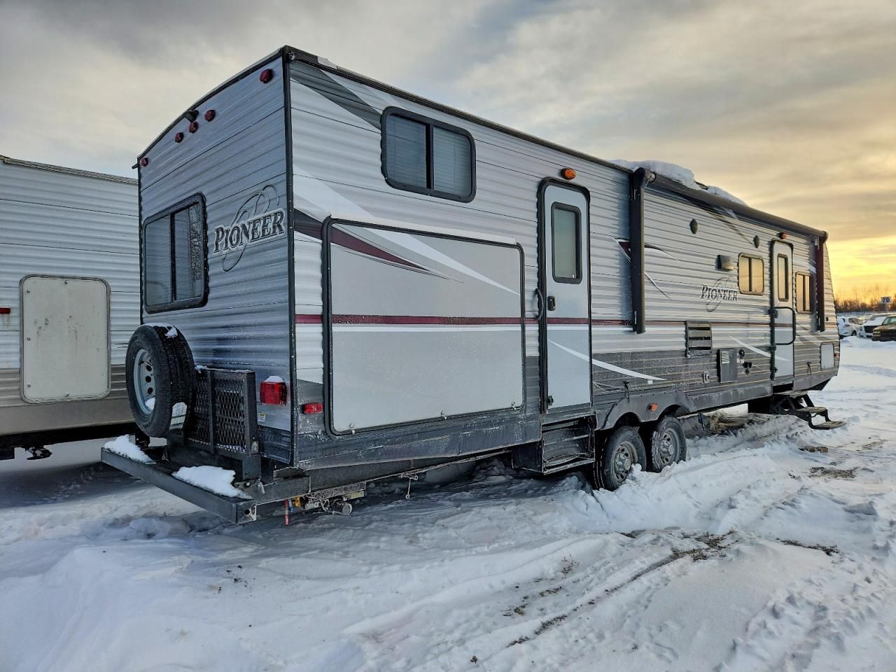 2018 Pioneer Trailer