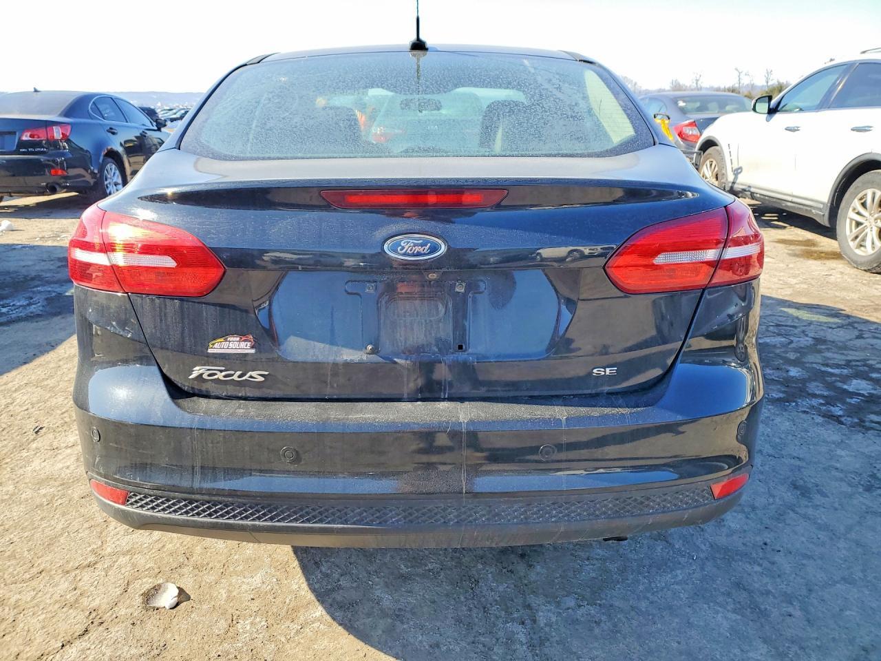 2016 Ford Focus se