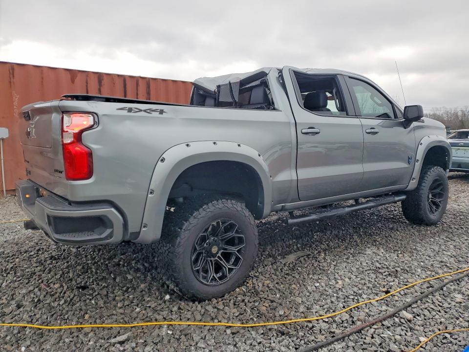 2025 Chevrolet Silverado K1500 RST