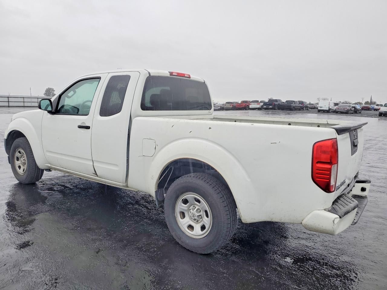 2017 Nissan Frontier s