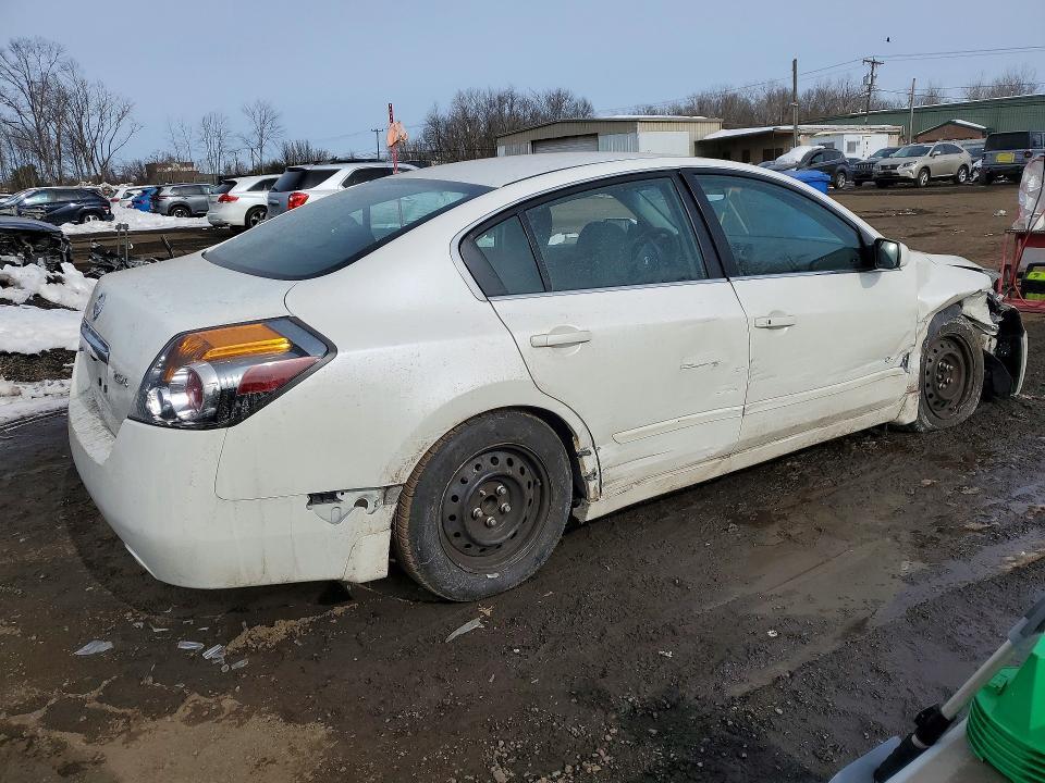 2012 Niss Altima Base