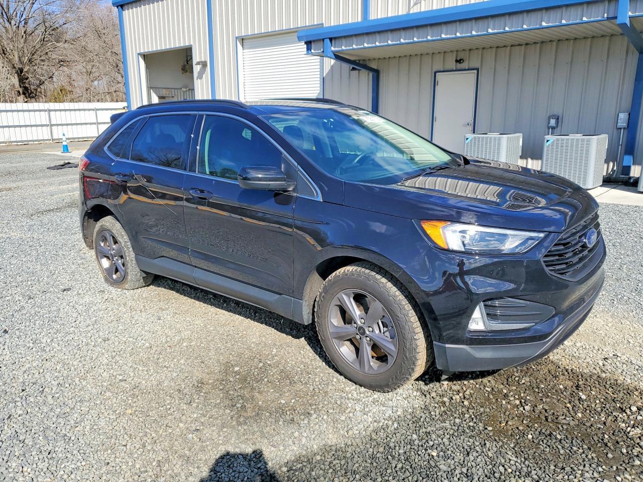 2022 Ford Edge