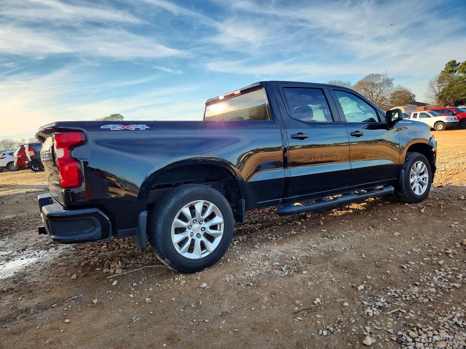 2021 Chevrolet Silverado K1500 Custom