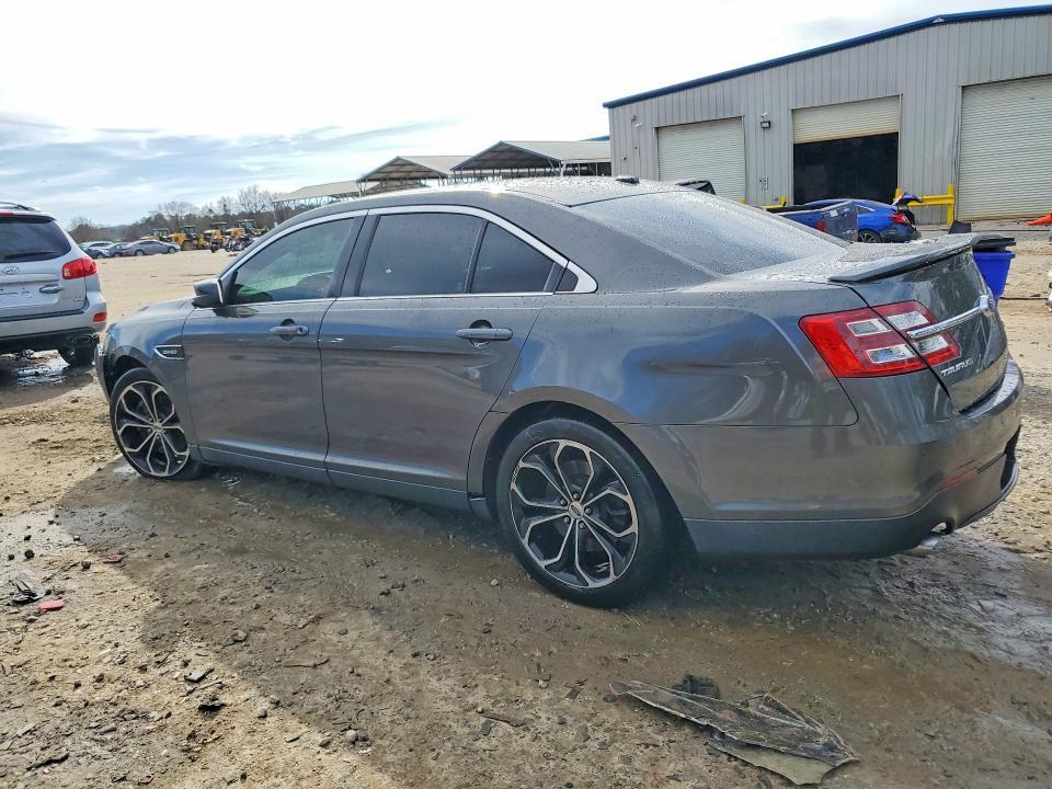 2018 Ford Taurus sho